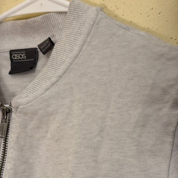 Grey Jacket - Picture 3 of 4